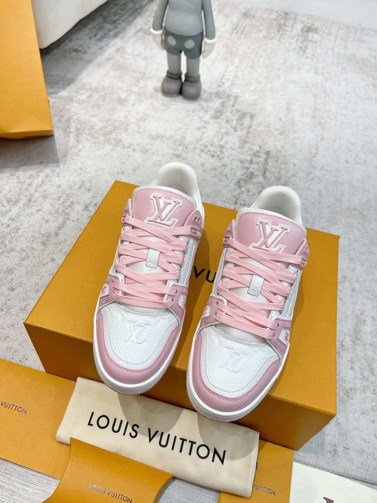New luxury fashion Trainer by virgin abloh sports shoes