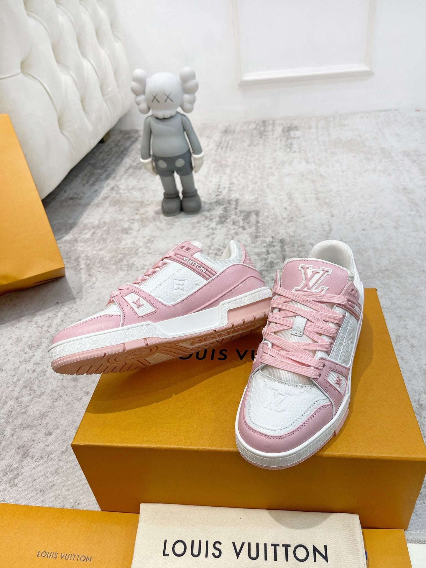 New luxury fashion Trainer by virgin abloh sports shoes