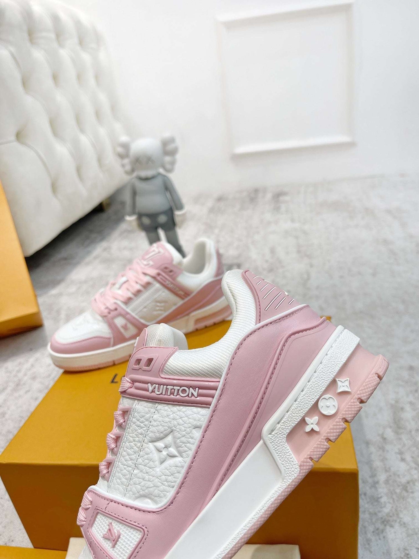 New luxury fashion Trainer by virgin abloh sports shoes