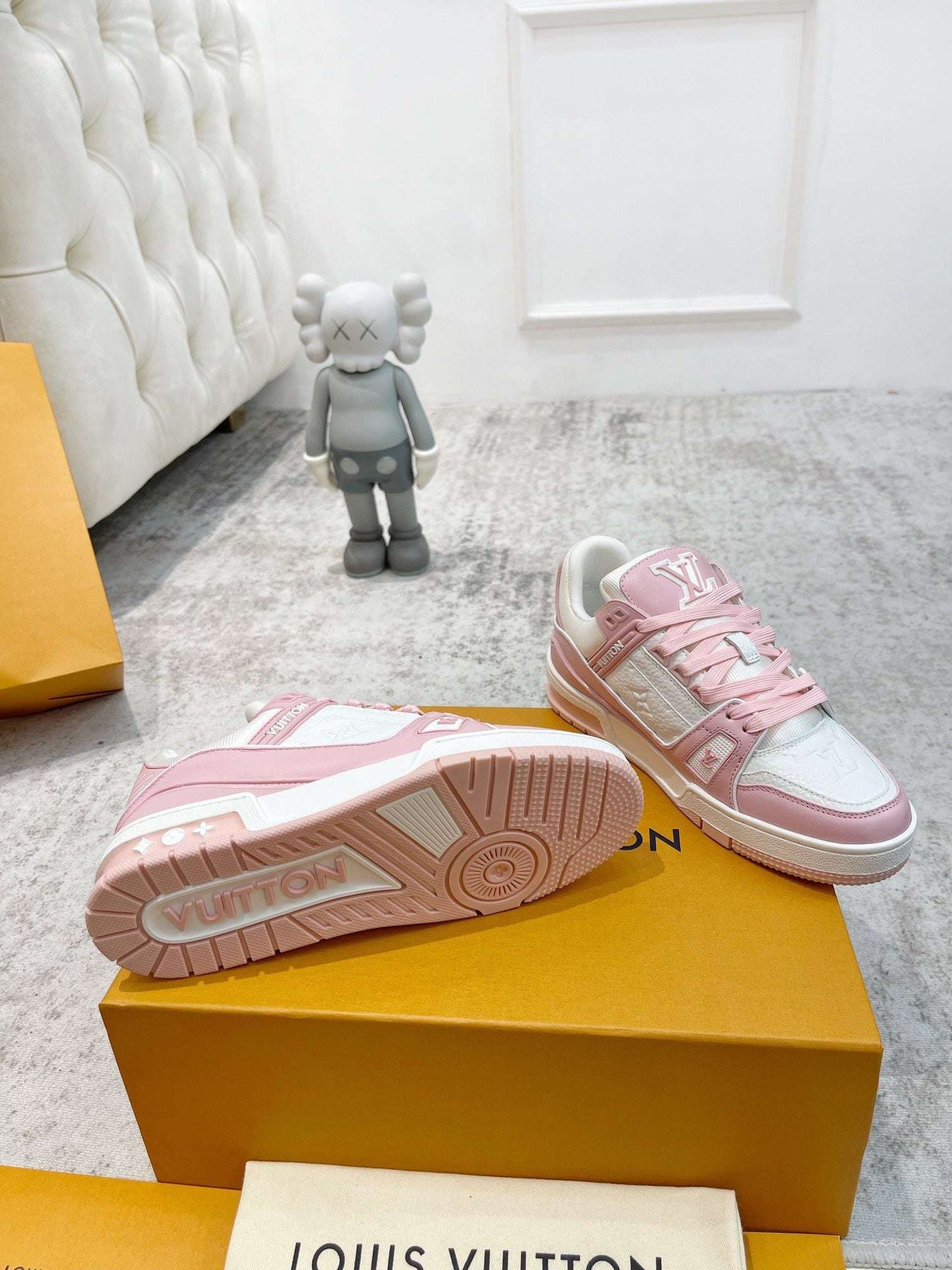 New luxury fashion Trainer by virgin abloh sports shoes