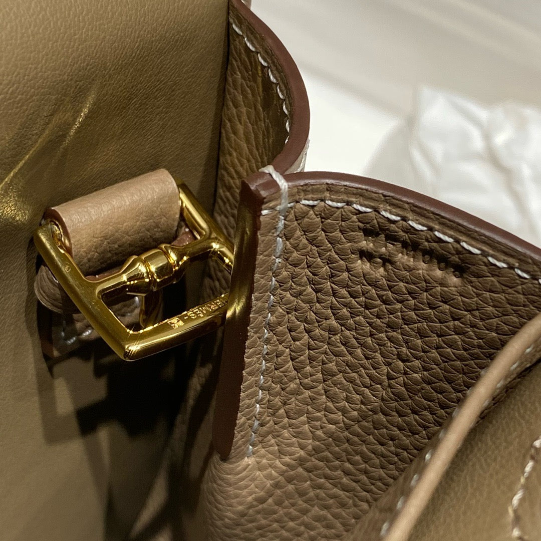 New luxury fashion Exquisite Halzan Handbag&Shoulder&Crossbody Bag
