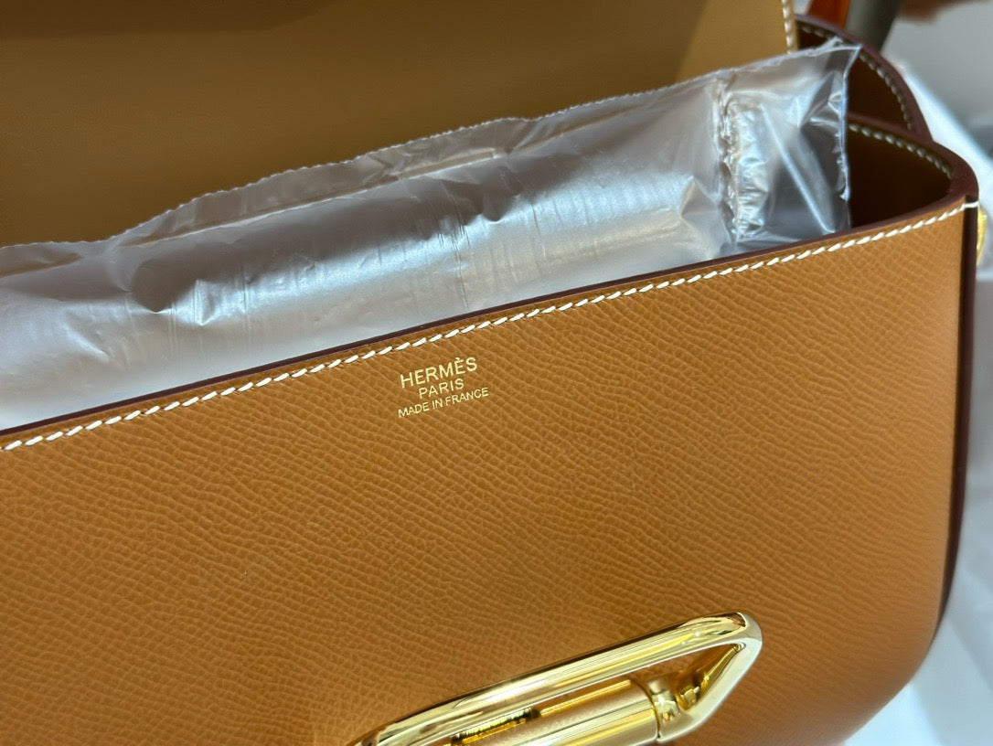 New luxury fashion Exquisite Della Cavalleria Shoulder&Crossbody Bag