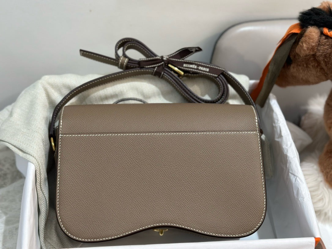 New luxury fashion Exquisite Della Cavalleria Shoulder&Crossbody Bag