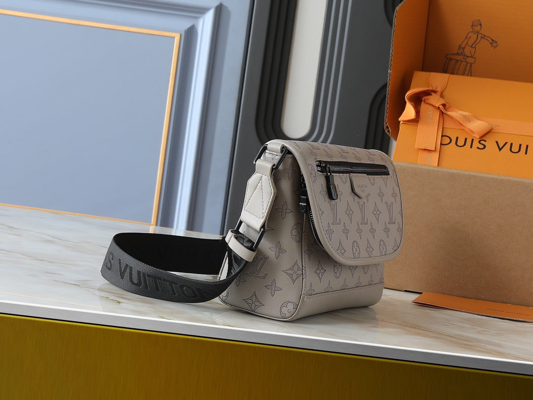 New luxury fashion  Monogram Shadow Backpack crossbody bags