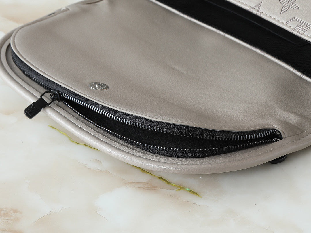 New luxury fashion  Monogram Shadow Backpack crossbody bags