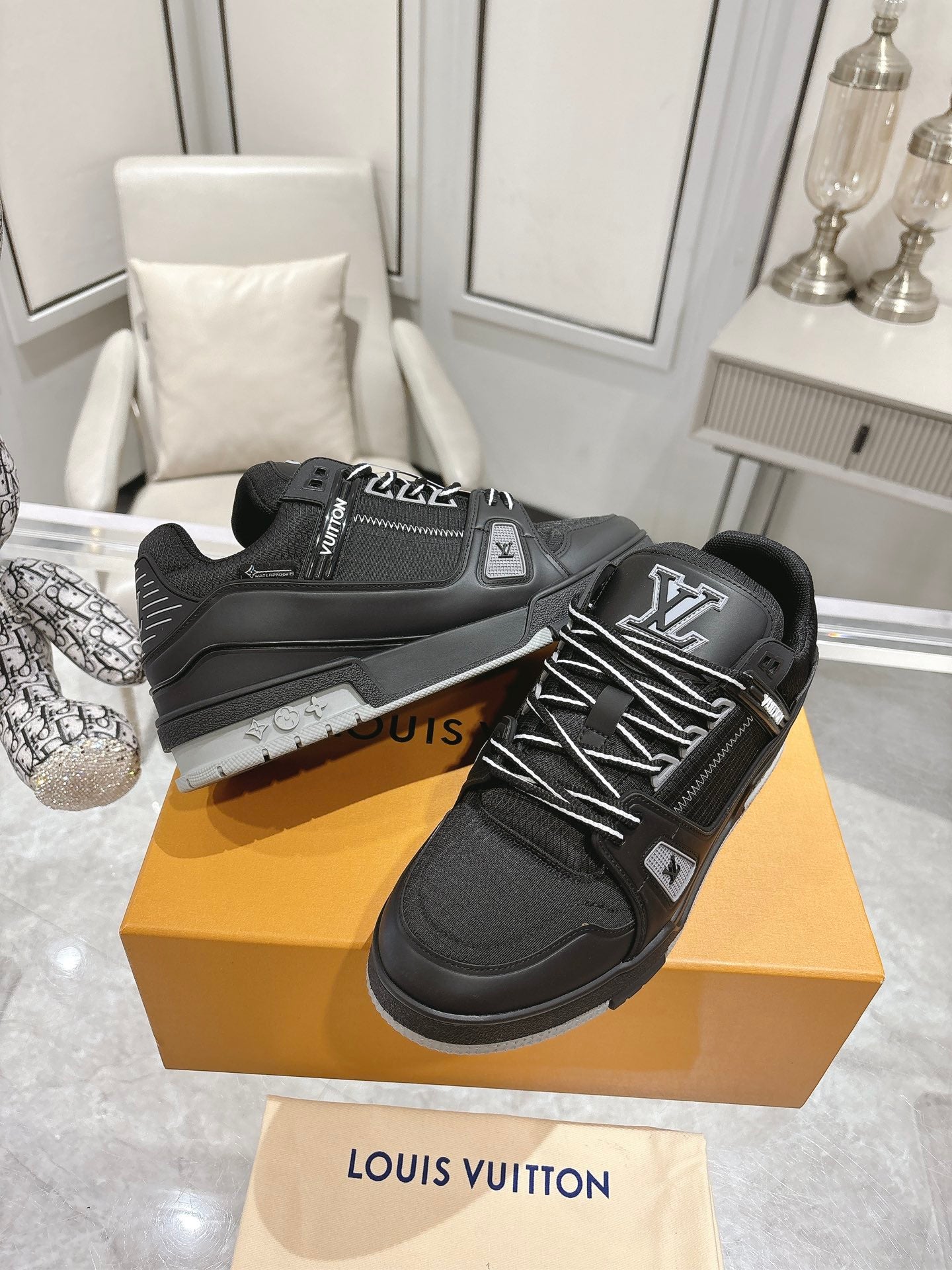 New luxury fashion TRAINER Sneakers Low