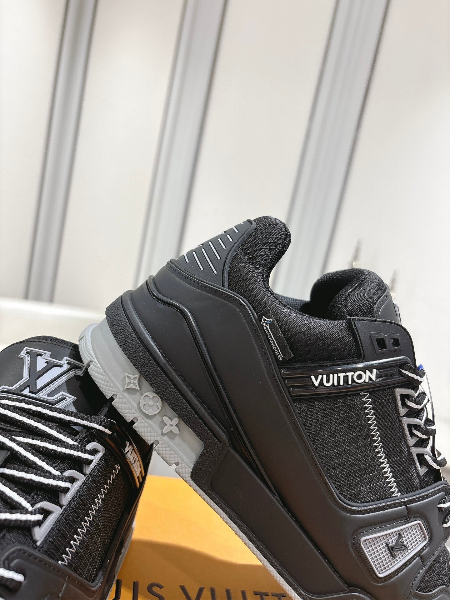 New luxury fashion TRAINER Sneakers Low