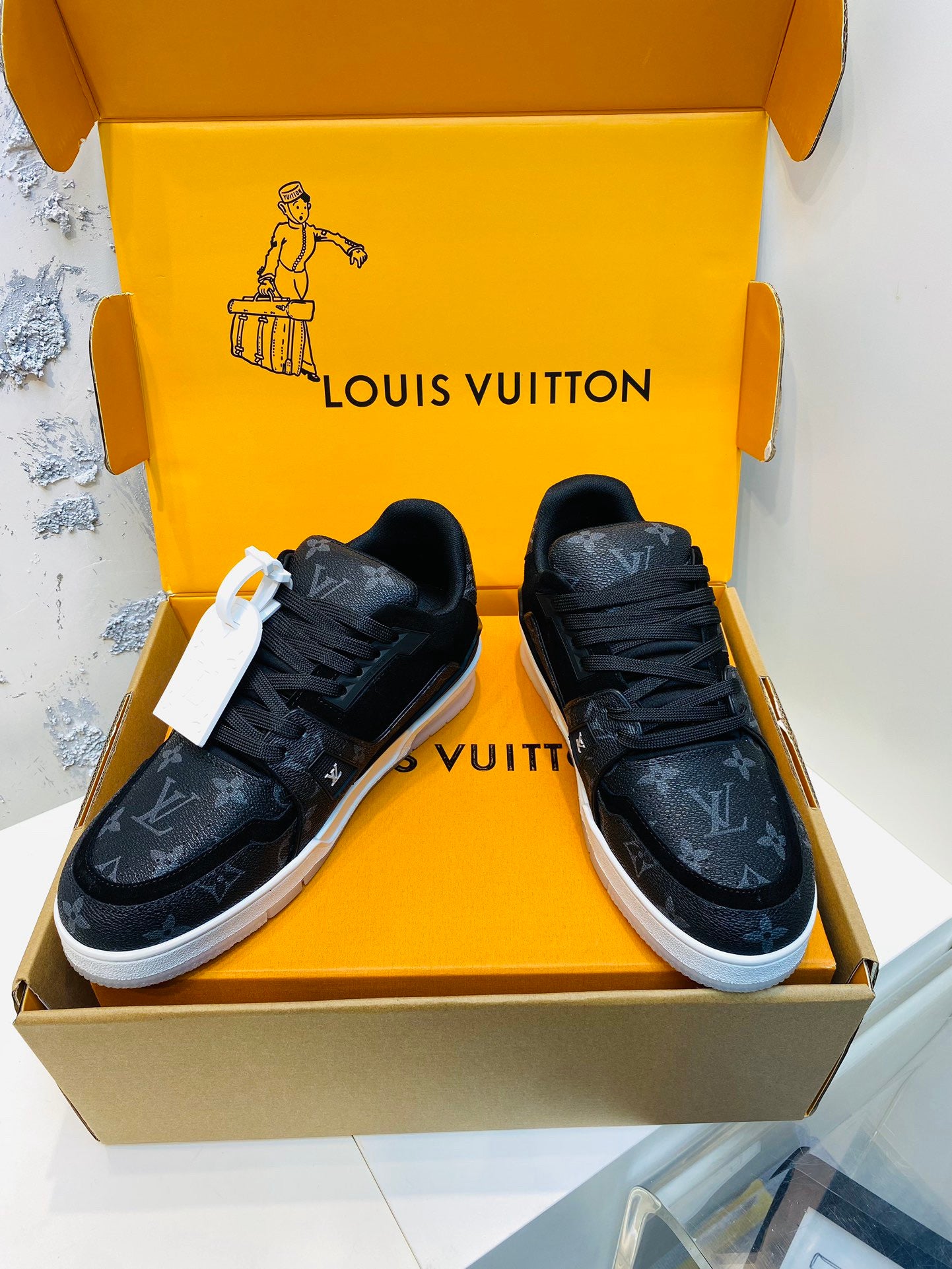 New luxury fashion TRAINER Tyler Sneakers