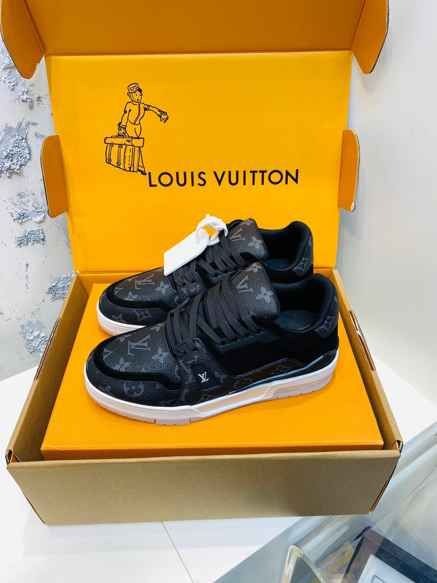 New luxury fashion TRAINER Tyler Sneakers