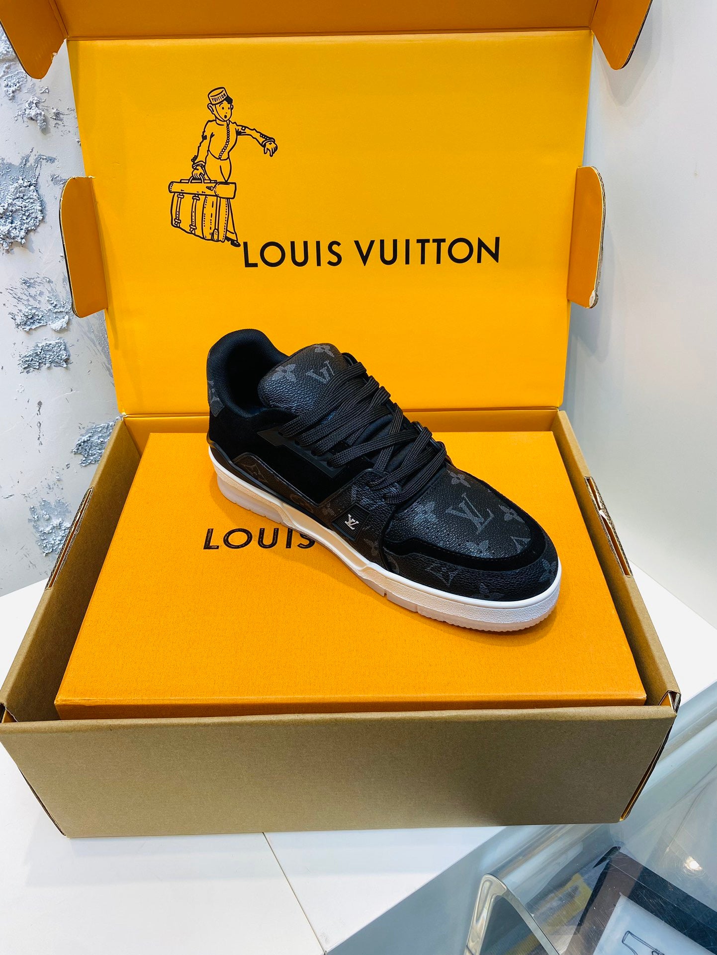New luxury fashion TRAINER Tyler Sneakers