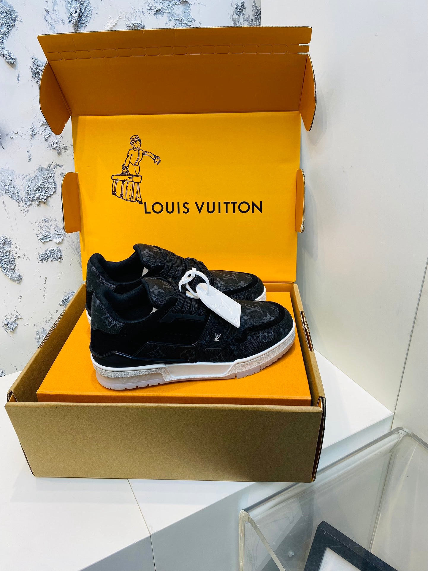 New luxury fashion TRAINER Tyler Sneakers