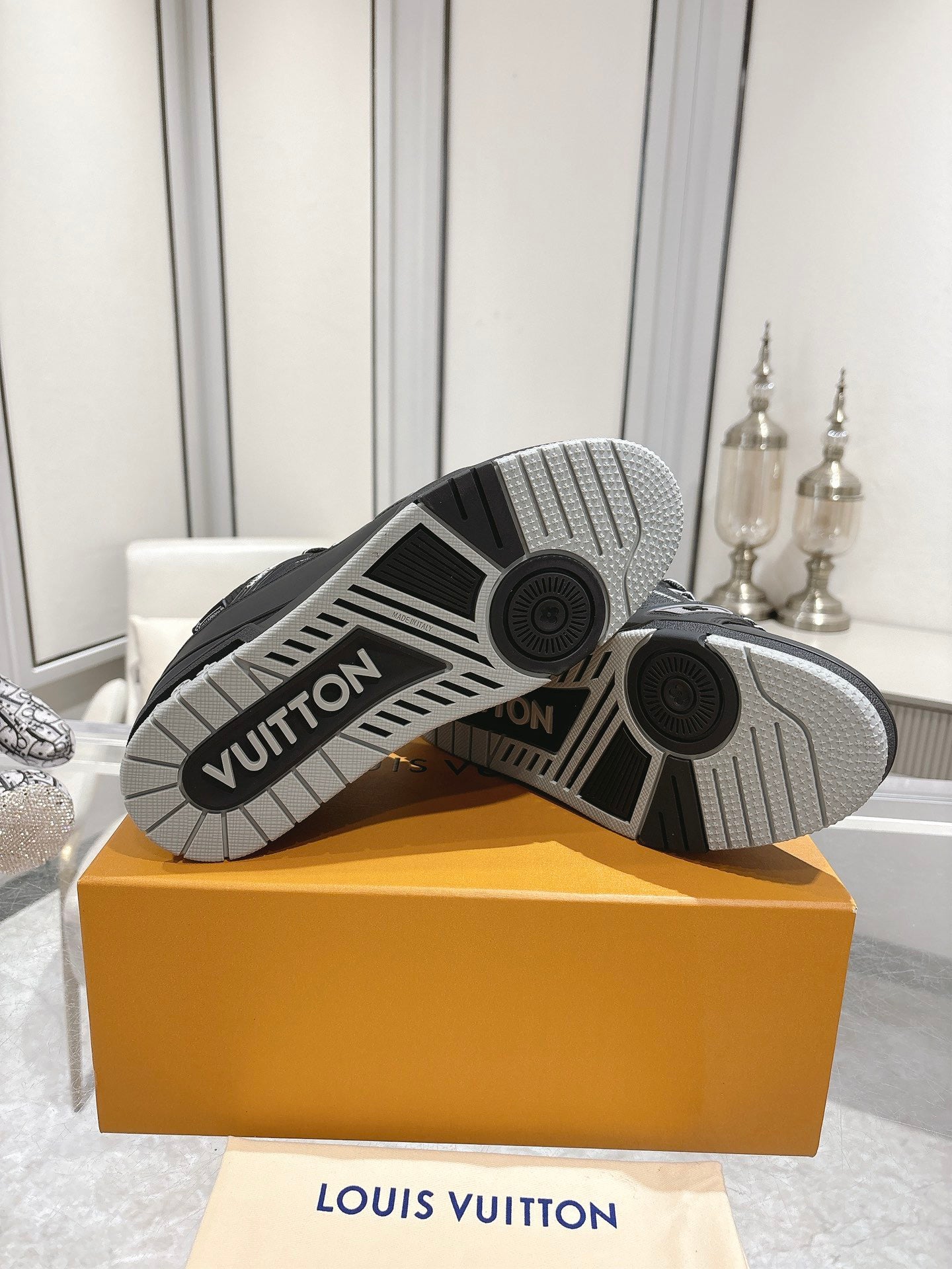 New luxury fashion TRAINER Sneakers Low