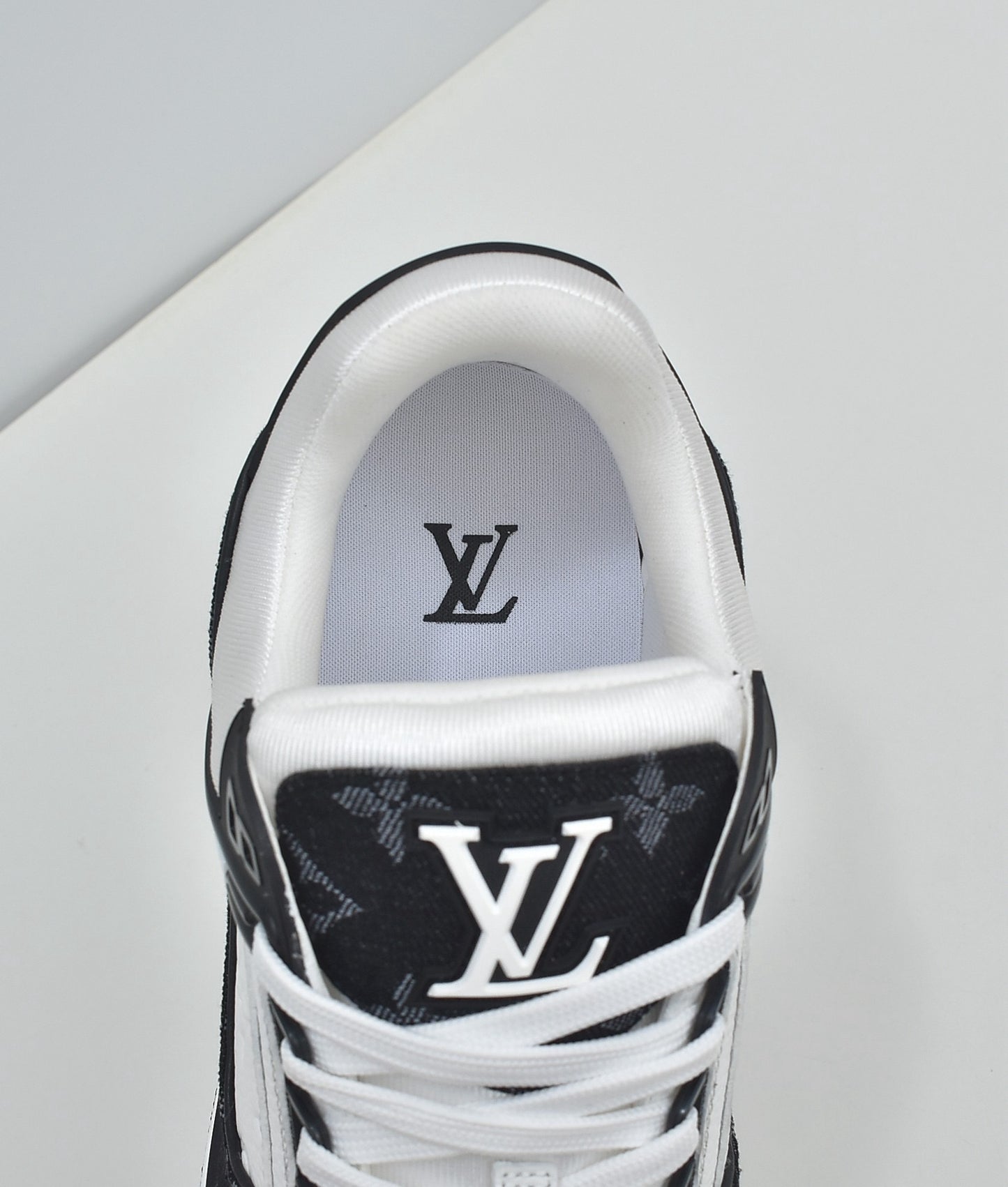 New luxury fashion TRAINER Sneakers