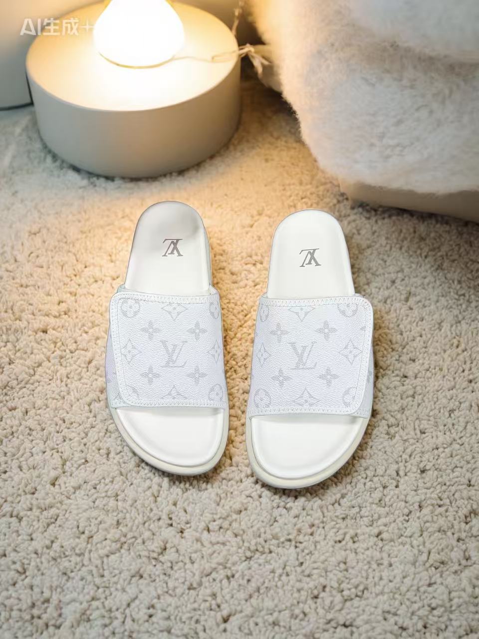 New luxury  fashion men's flat bottomed anti-skid slippers