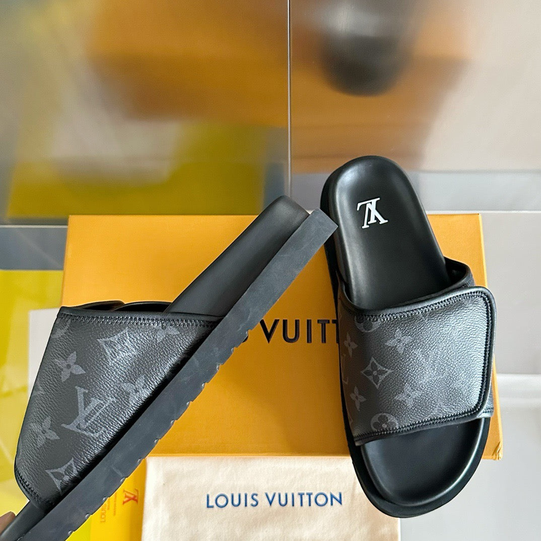 New luxury  fashion men's flat bottomed anti-skid slippers