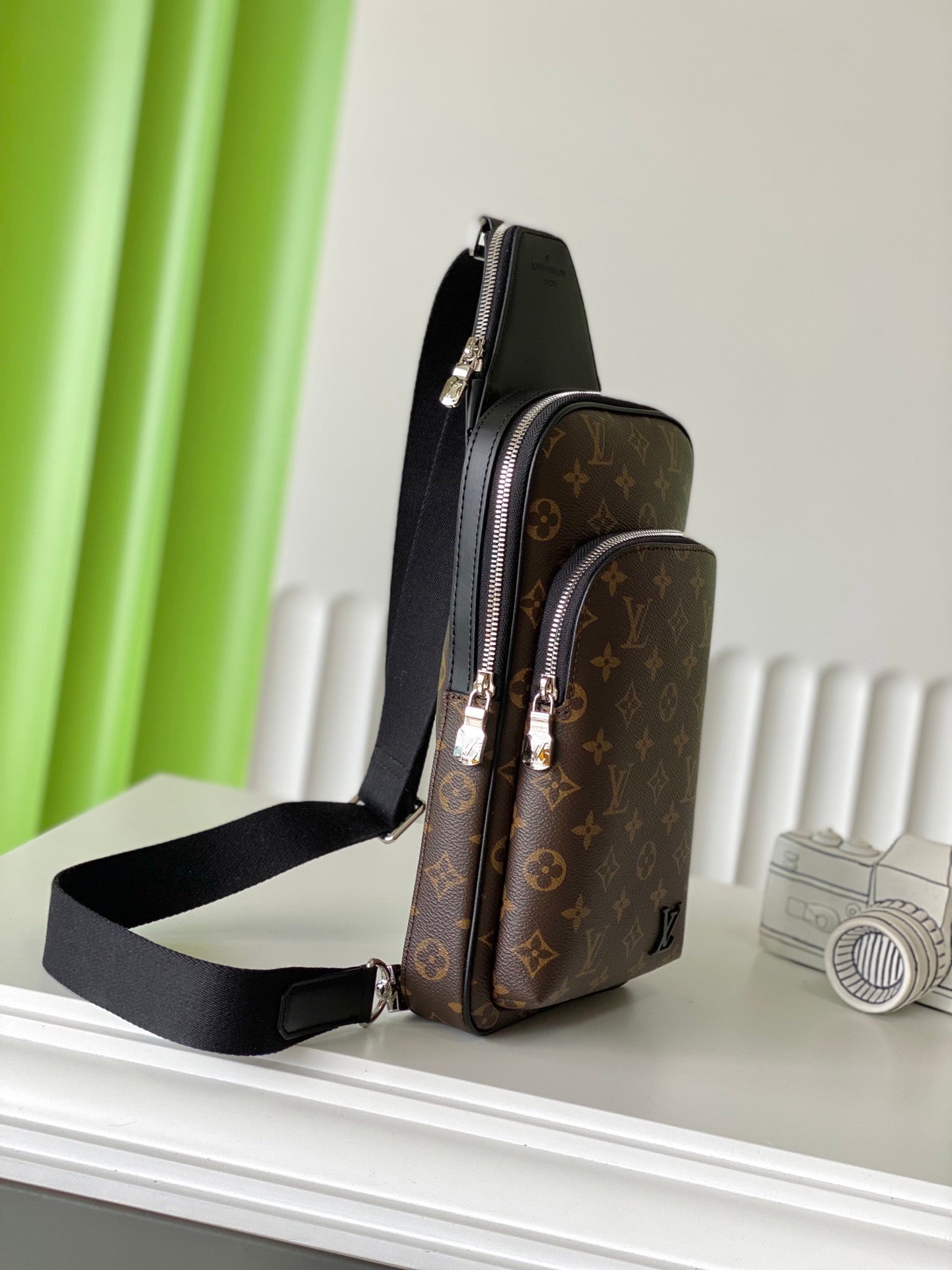 New Luxury Fashion Avenue Slingbag