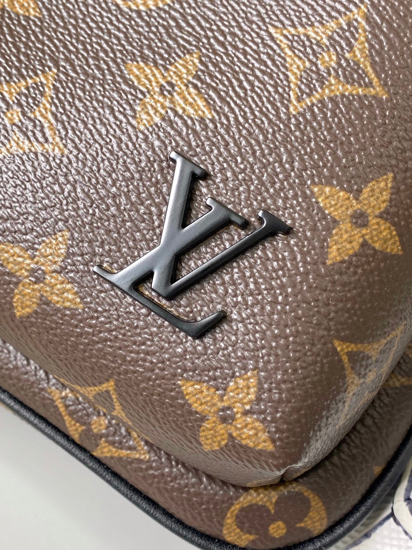 New Luxury Fashion Avenue Slingbag