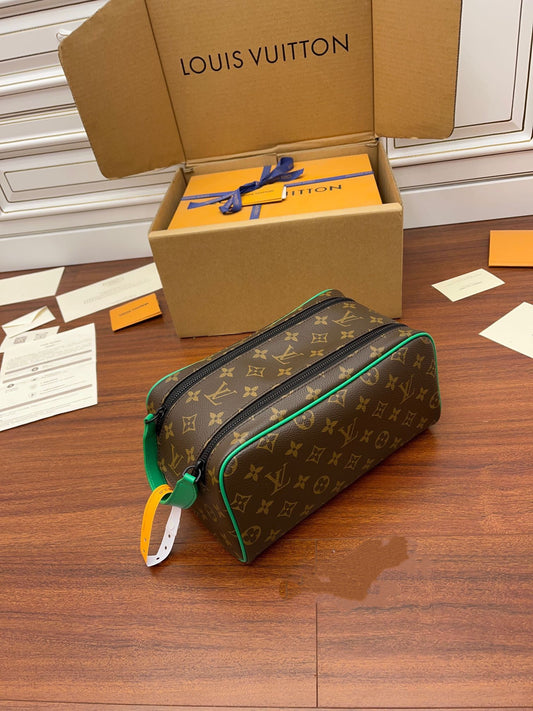 New luxury fashion Dopp Kit Toiletry Bags