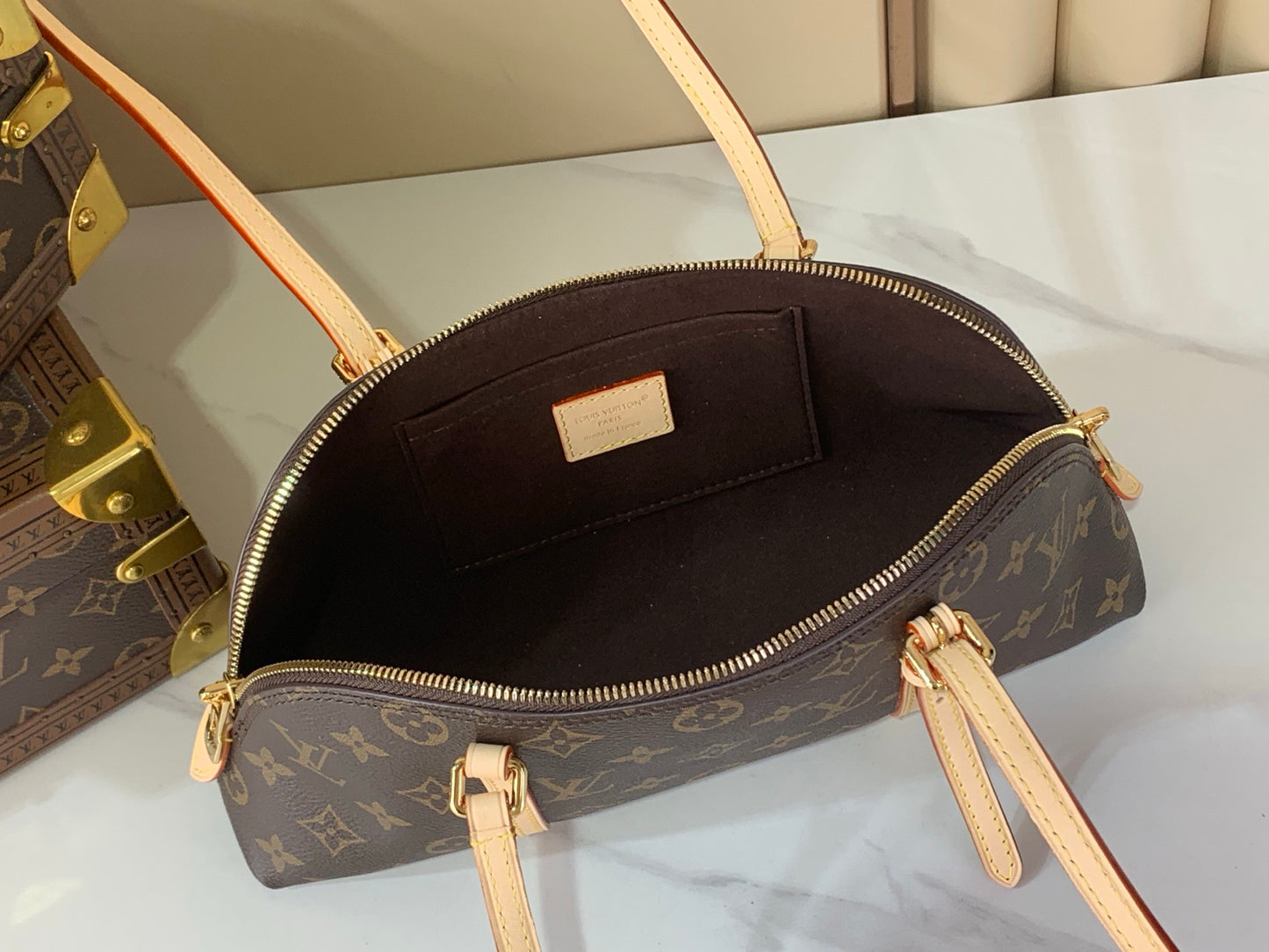 New luxury fashion Squire East West handbags