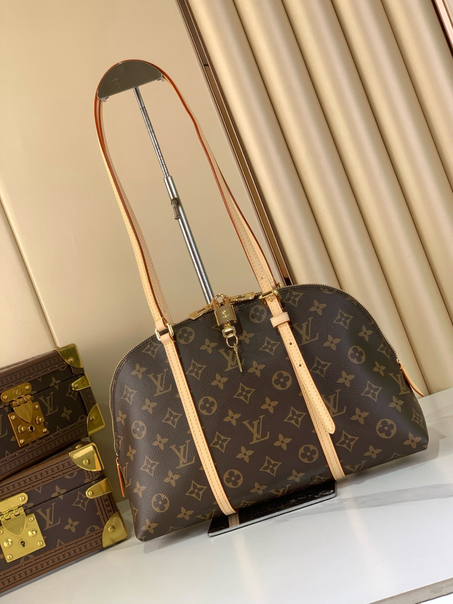 New luxury fashion Squire East West handbags
