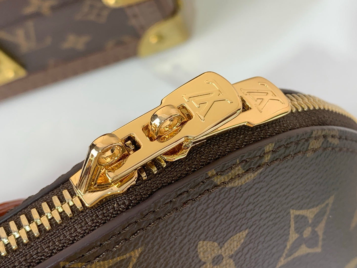 New luxury fashion Squire East West handbags