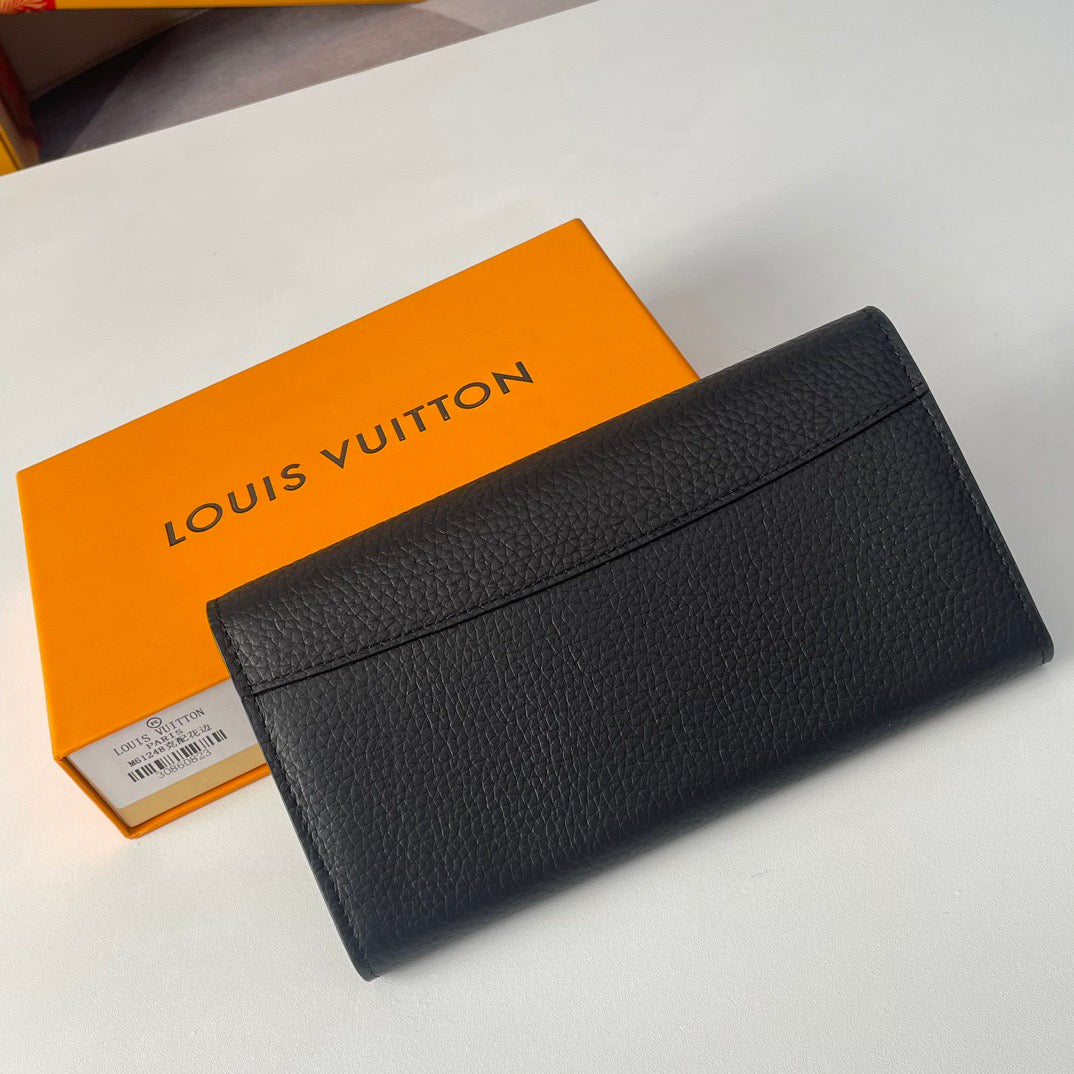 New luxury, elegance, delicacy, and softness Capucine wallet