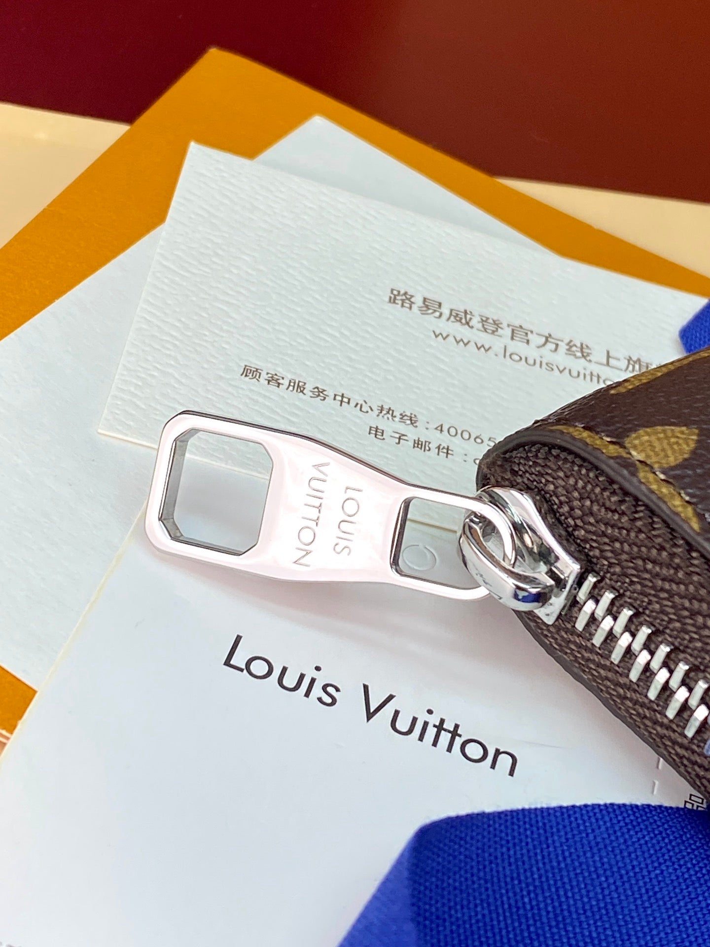 New Fashion Luxury Zippy Horizontal Wallet