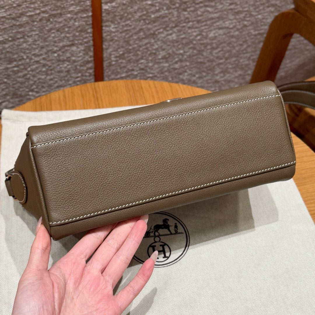 New luxury fashion Kelly Messenger handbags