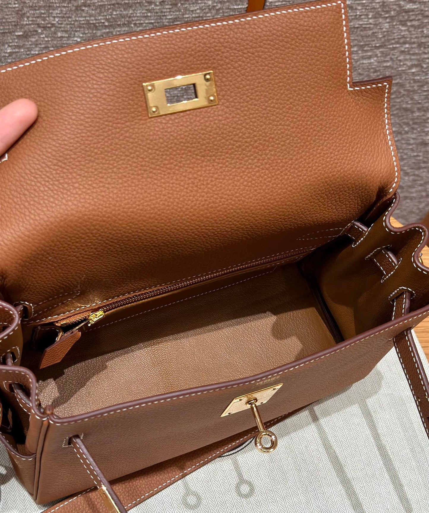 New luxury fashion Kelly Messenger handbags