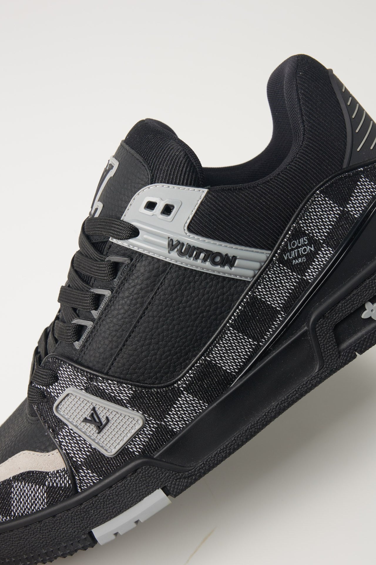 New luxury fashion Trainer sports leisure shoes