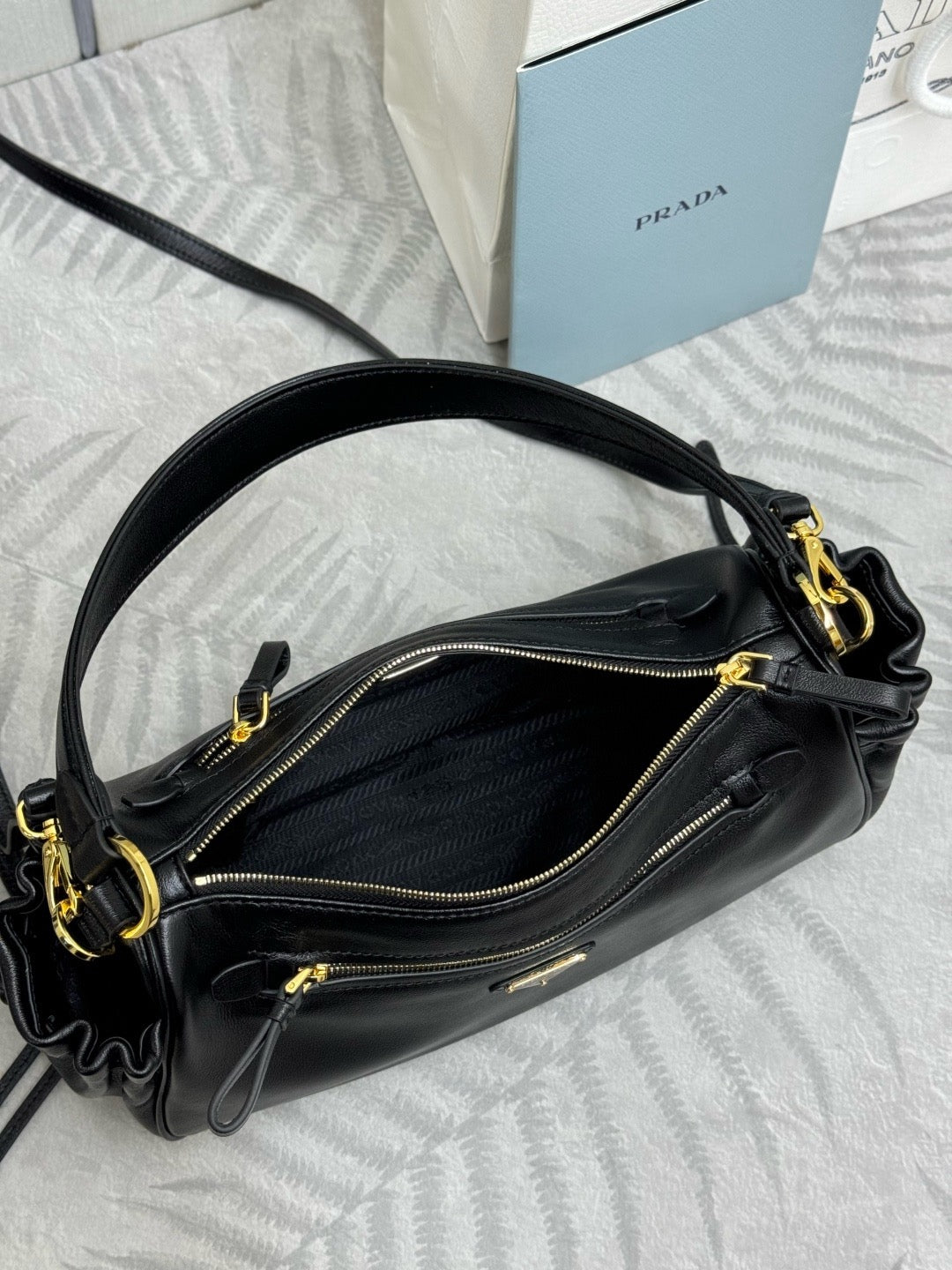 New Fashion Luxury PRADA Hobo handbag Bags