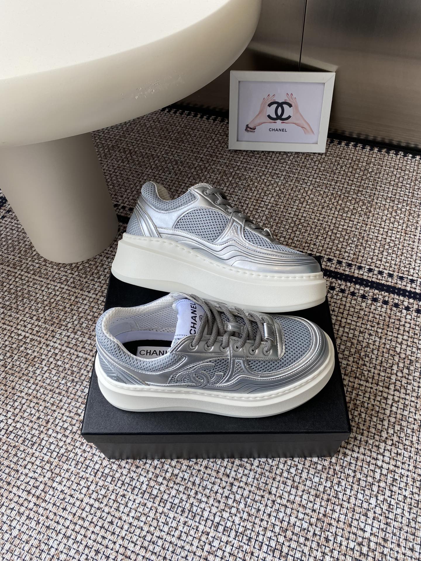 New luxury fashion Show Sneakers