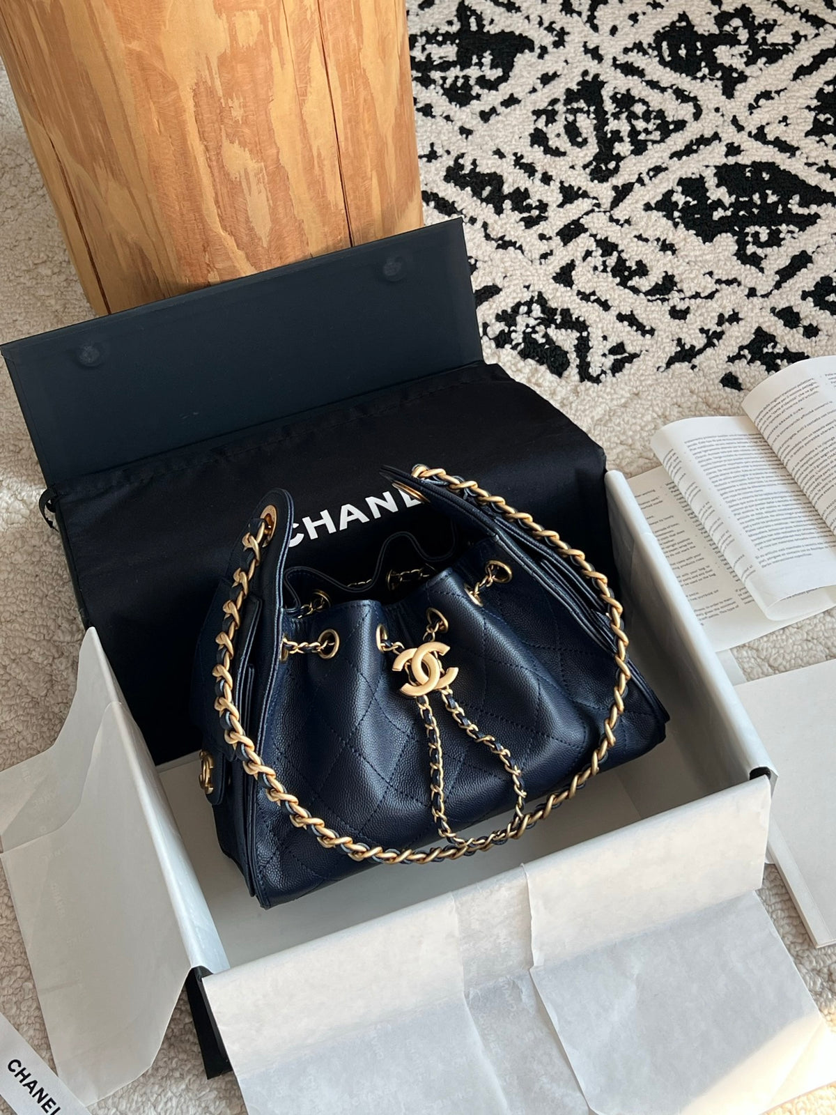 New luxury fashion handbag