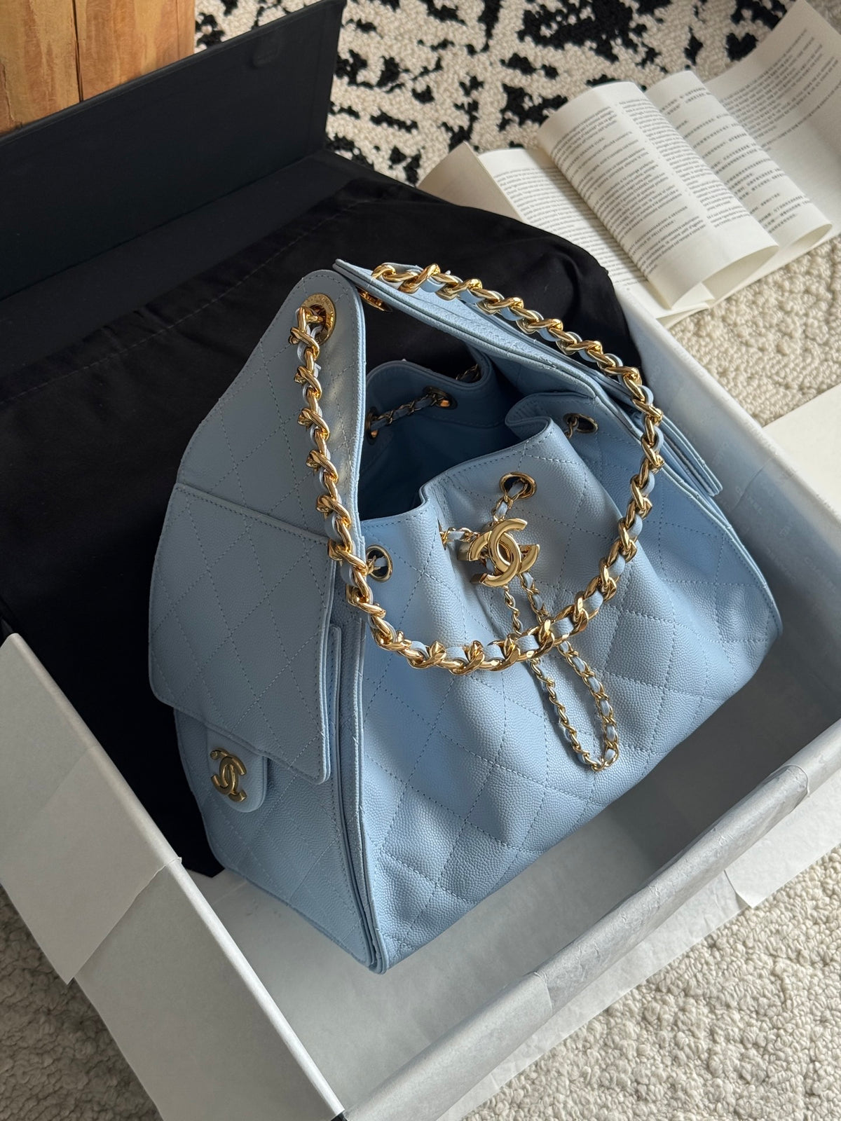 New luxury fashion handbag