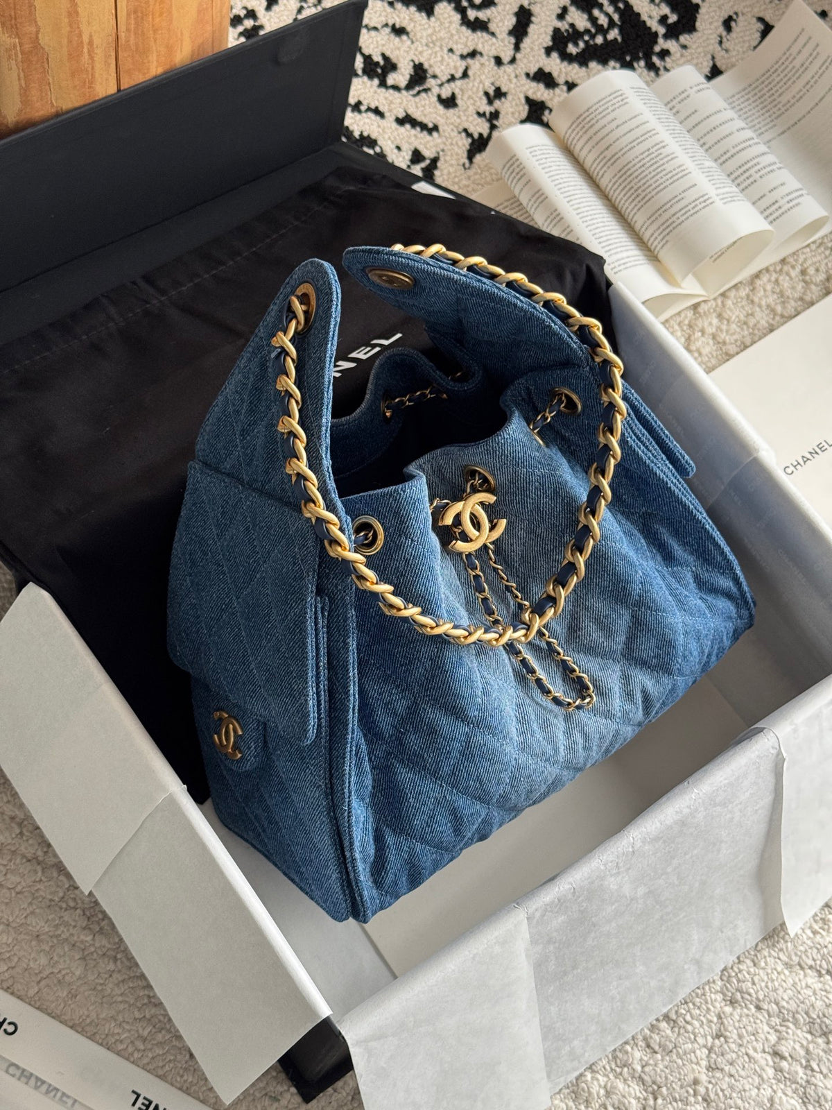 New luxury fashion handbag