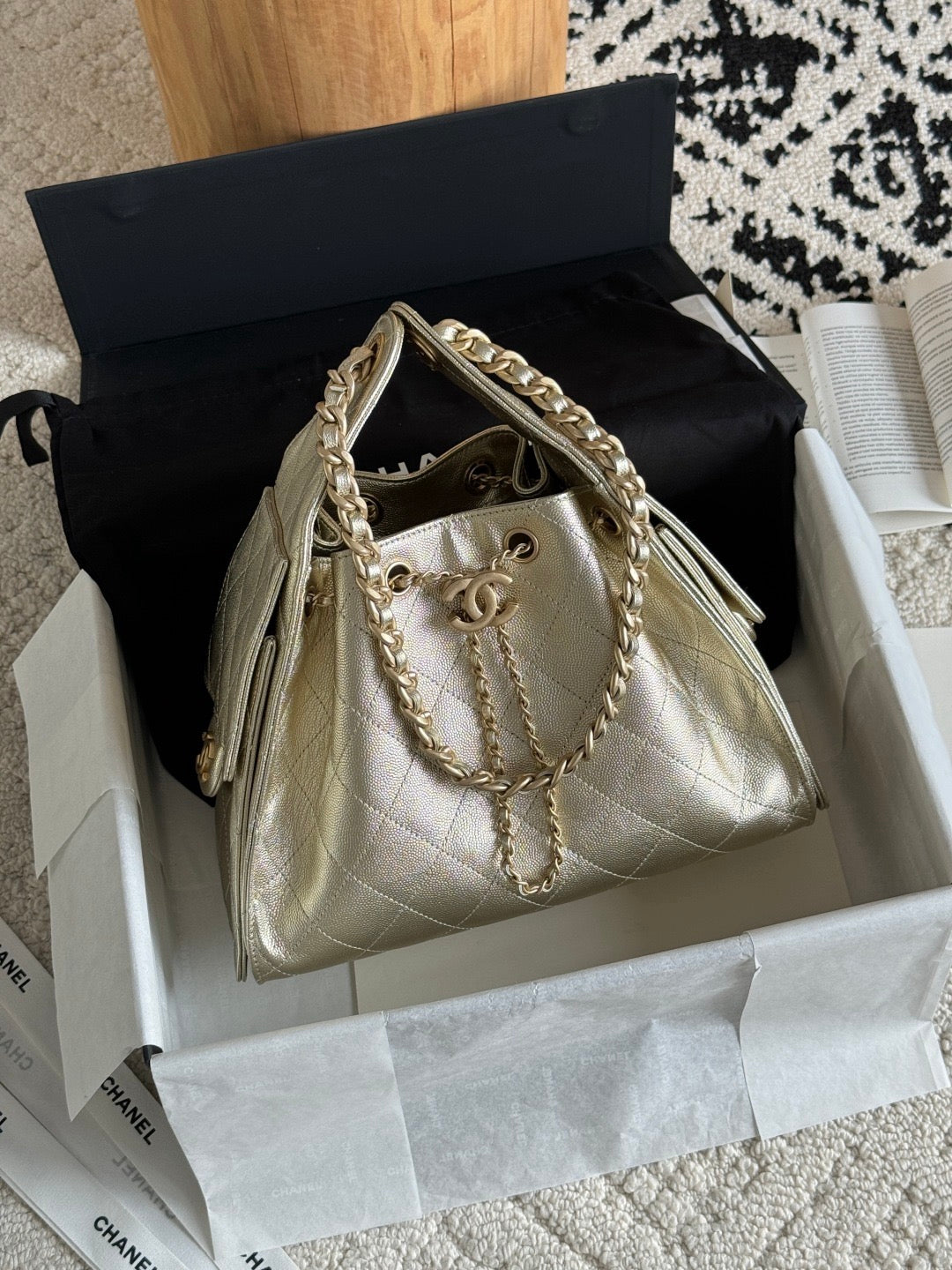 New luxury fashion handbag