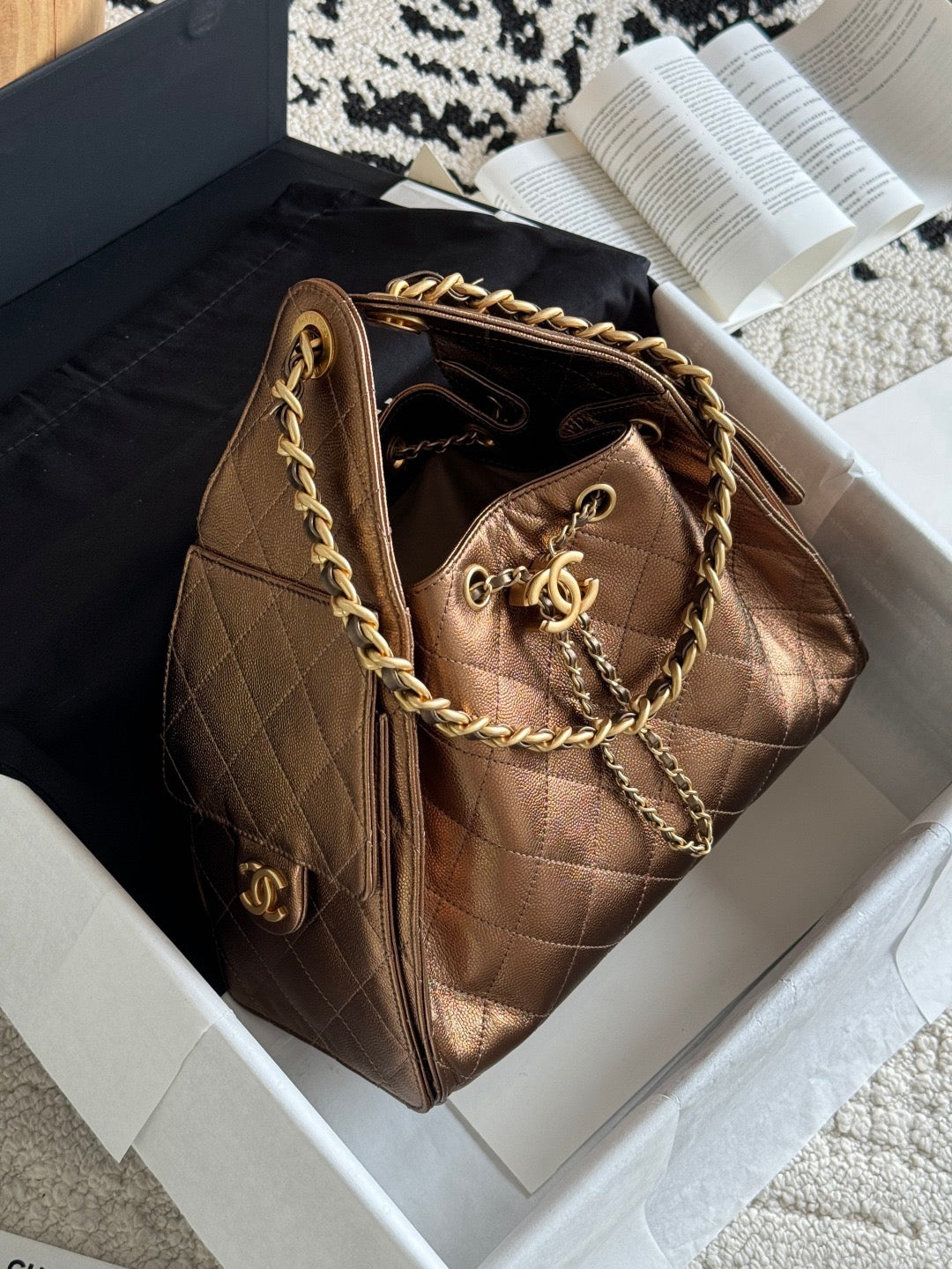 New luxury fashion handbag