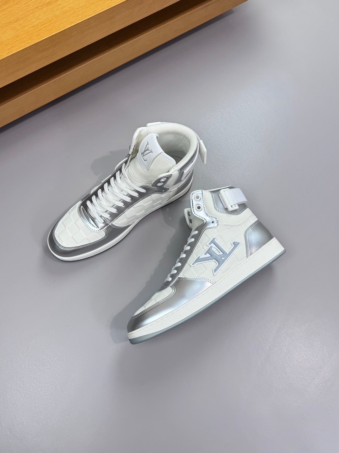 New luxury high-top fashion sneakers