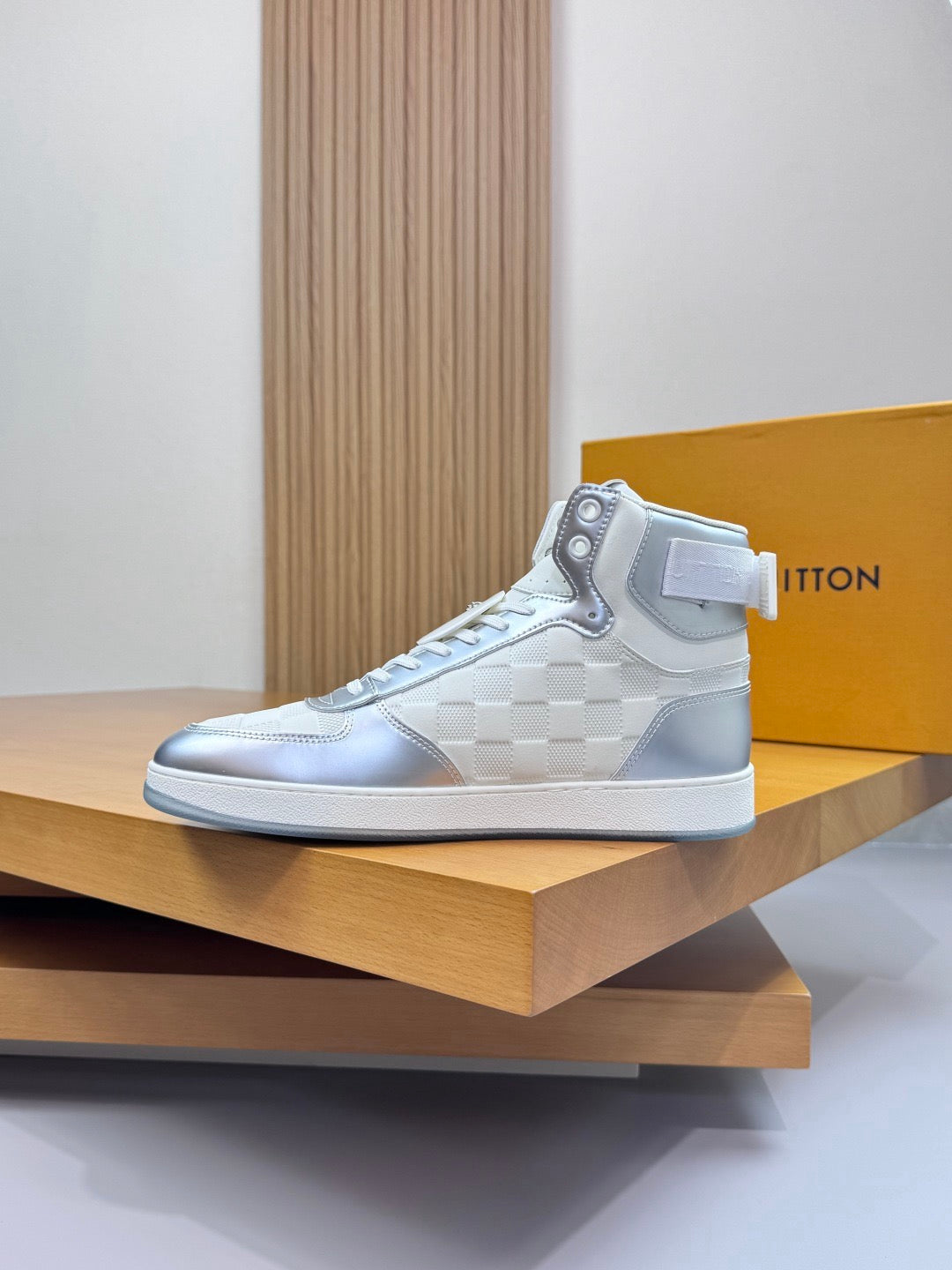 New luxury high-top fashion sneakers